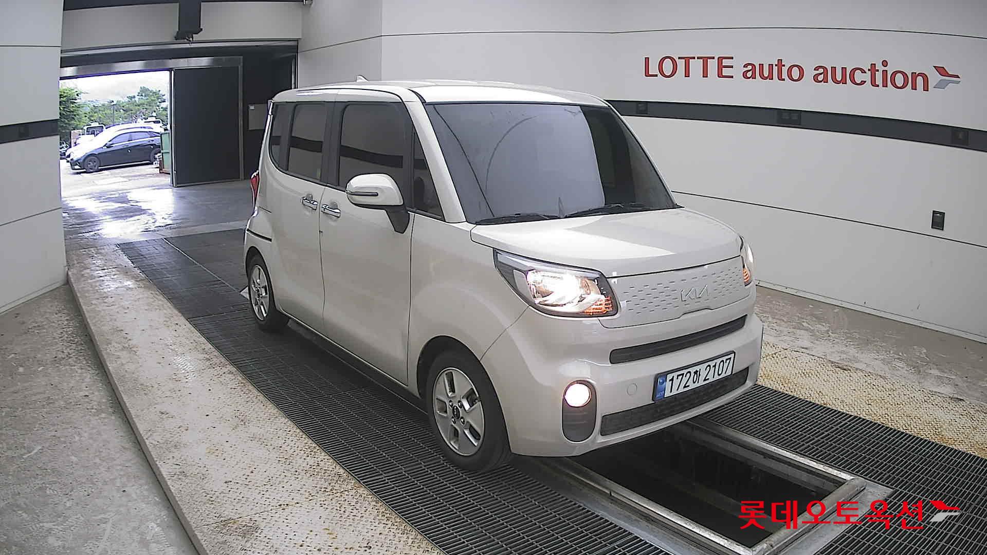 2022 - kia ray