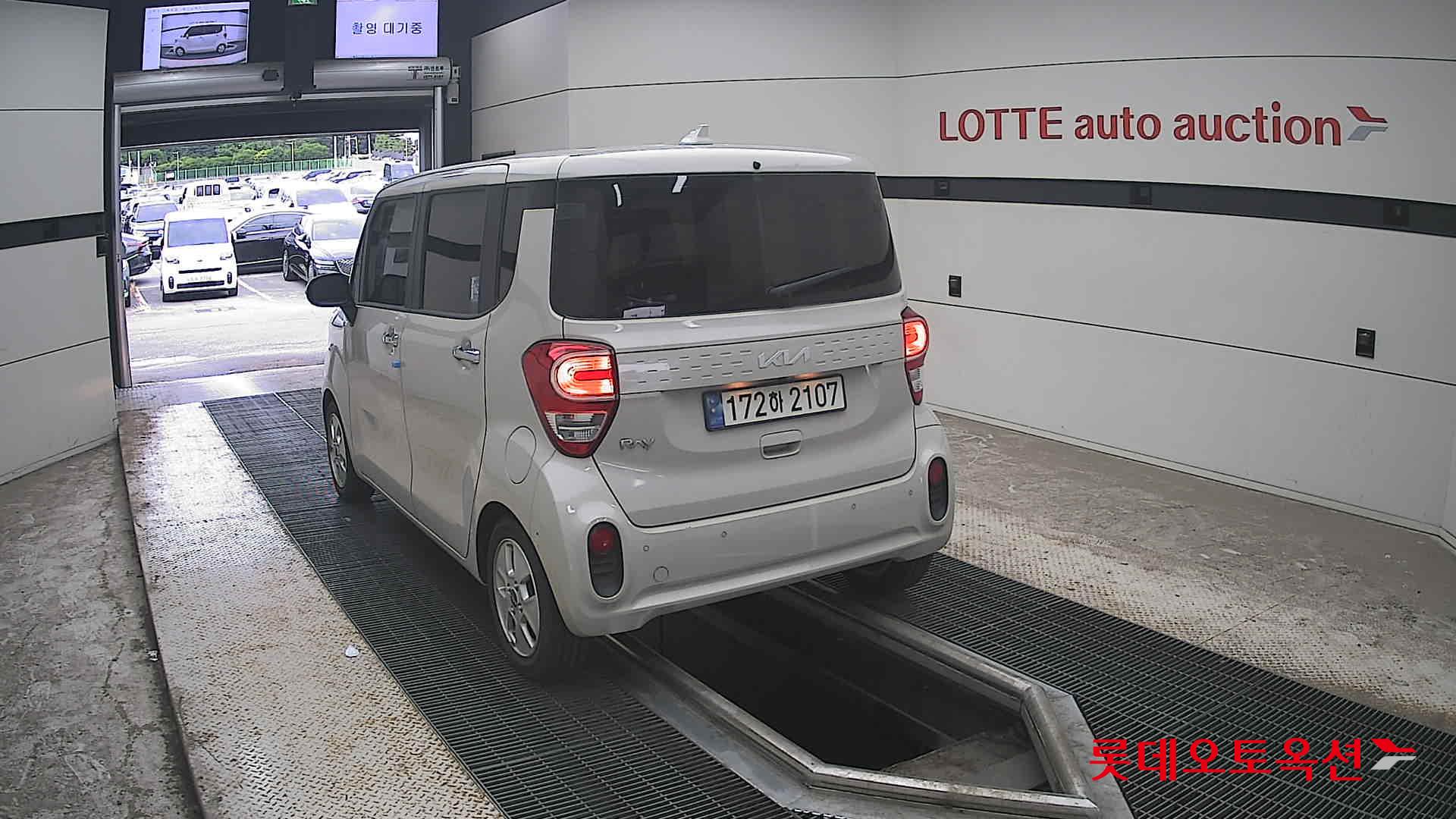 2022 - kia ray