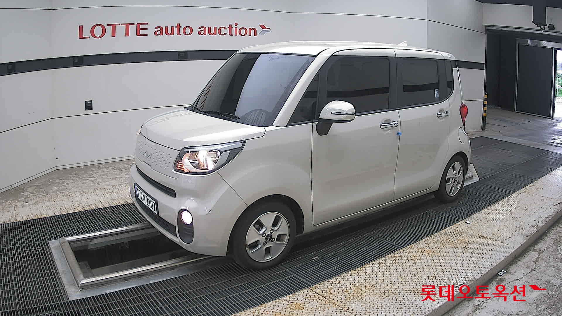 2022 - kia ray