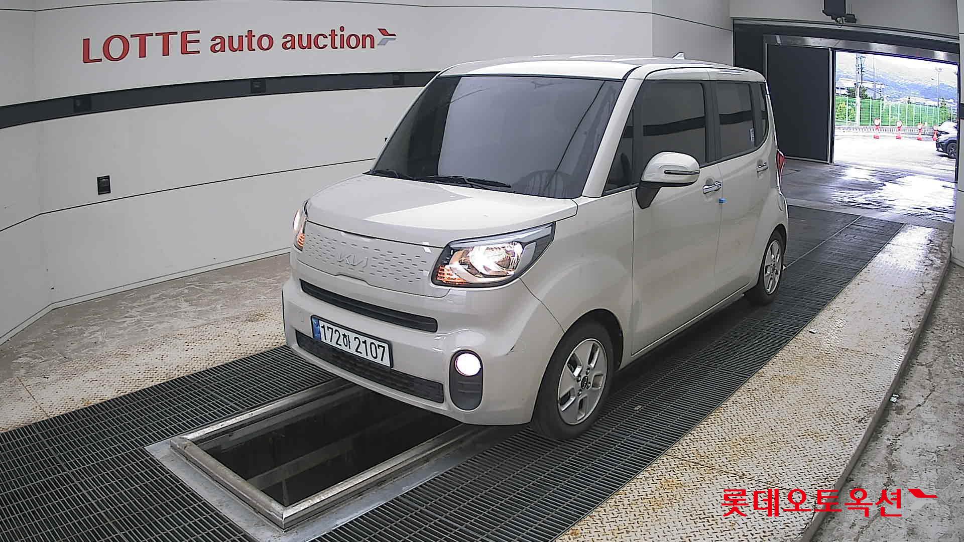 2022 - kia ray