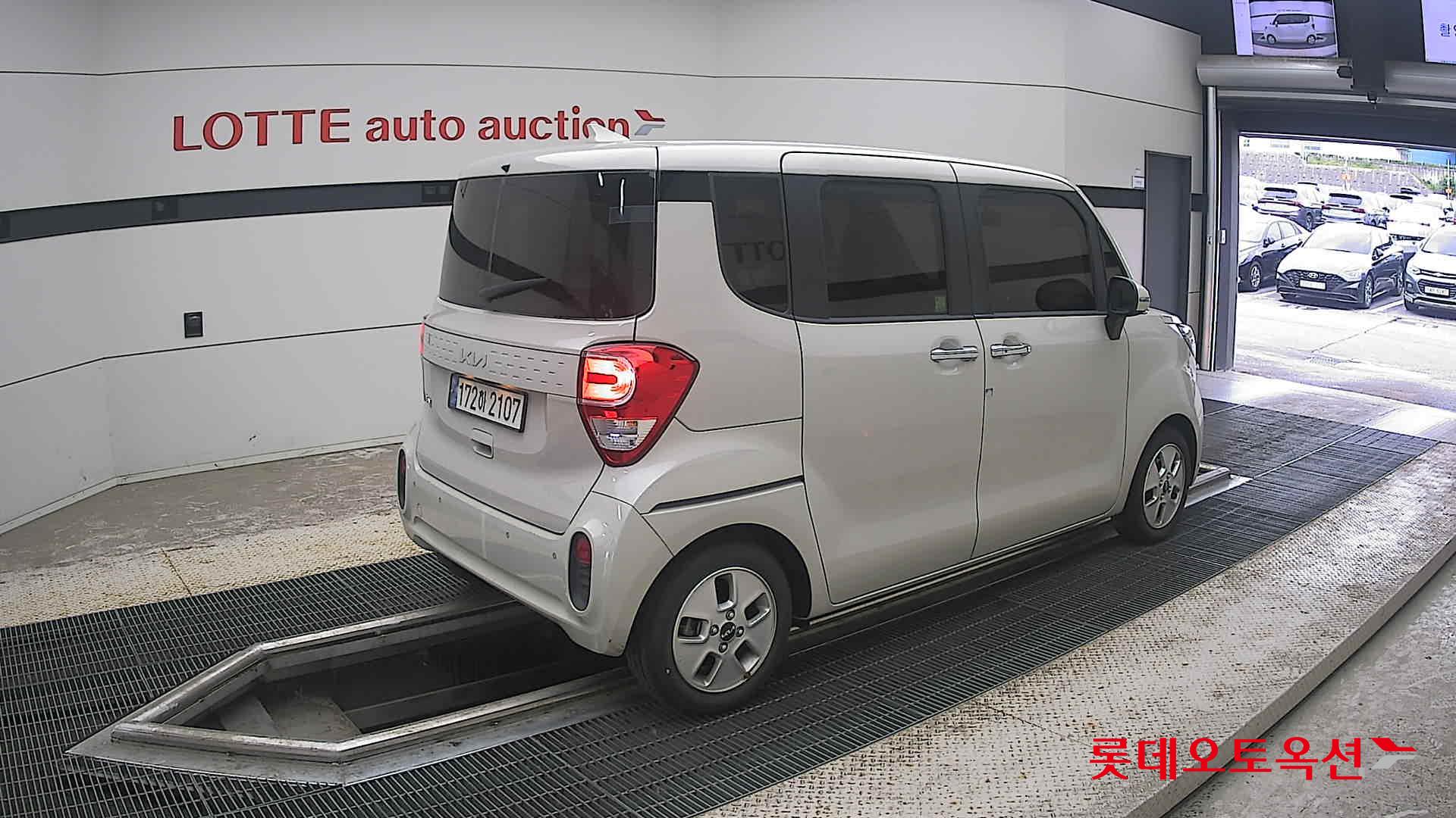 2022 - kia ray
