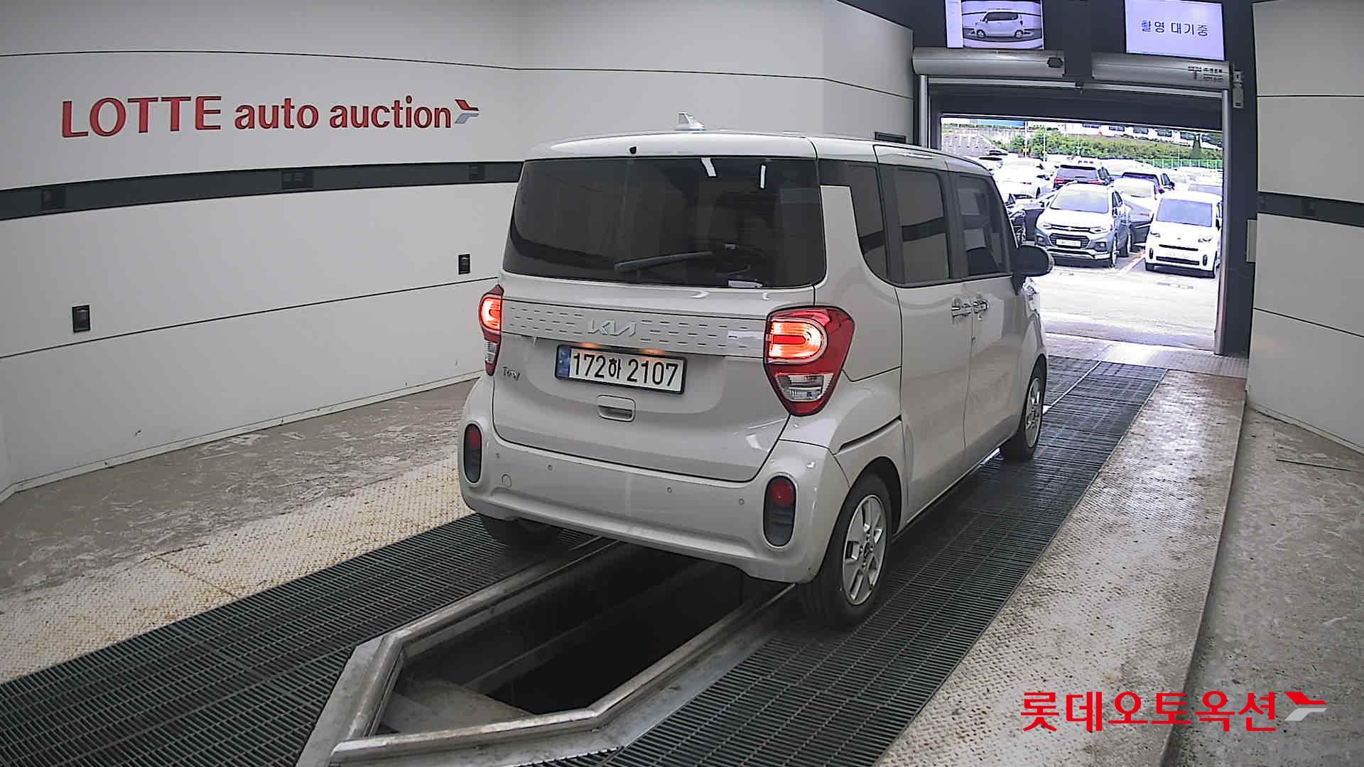 2022 - kia ray