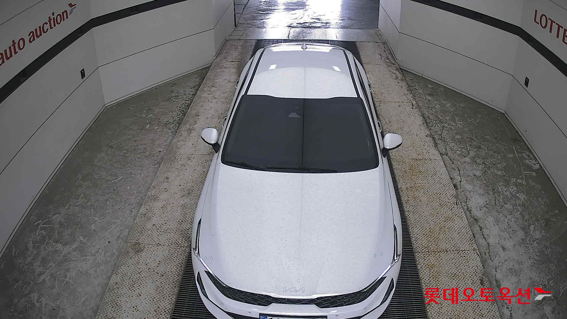 2022 - kia k5