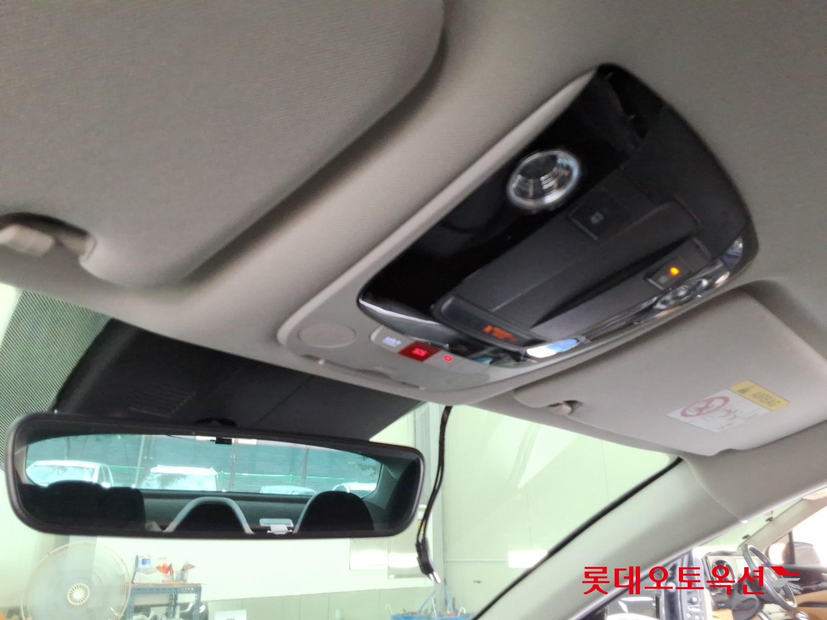 2022 - kia k5