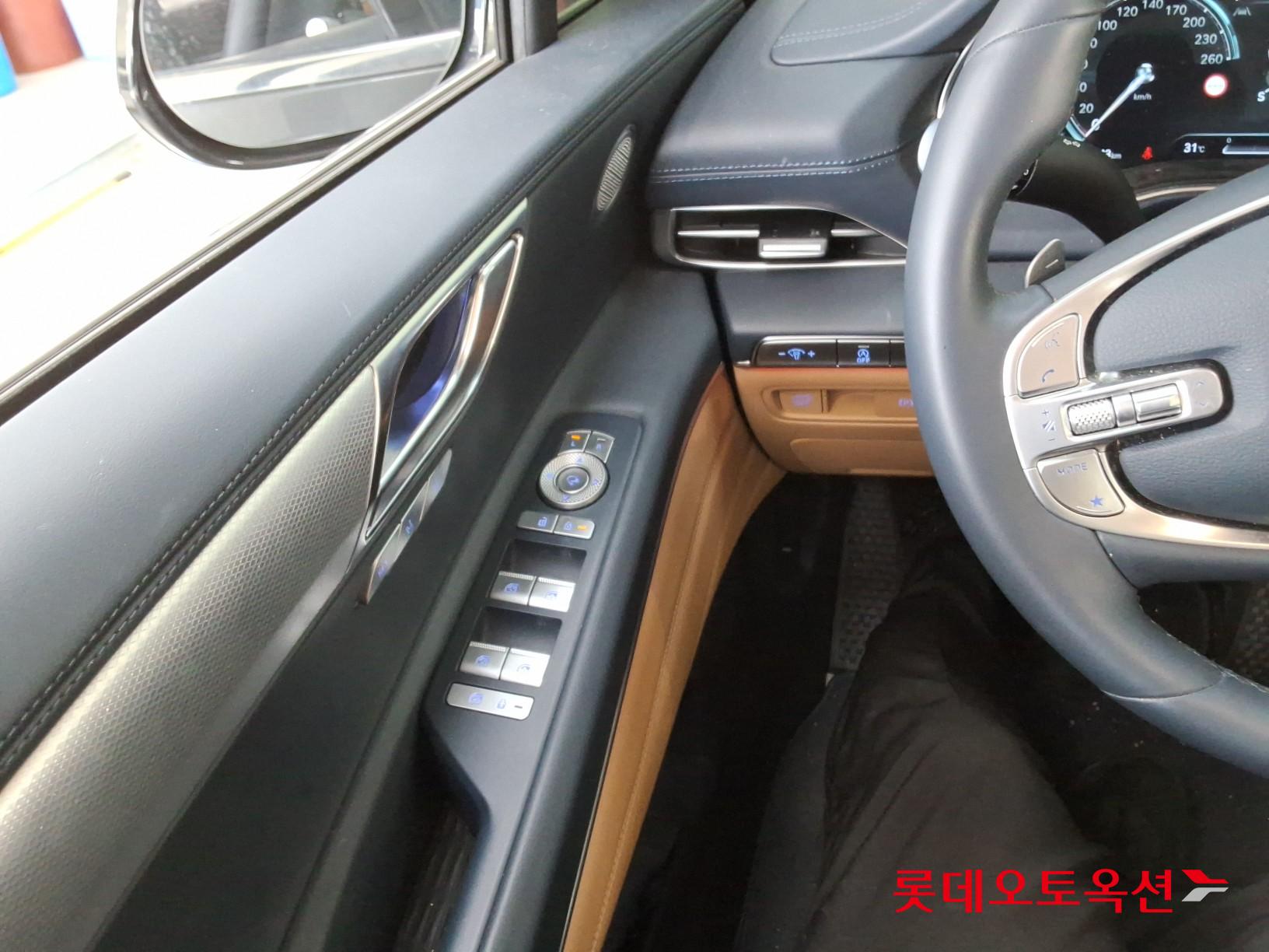 2022 - genesis gv80