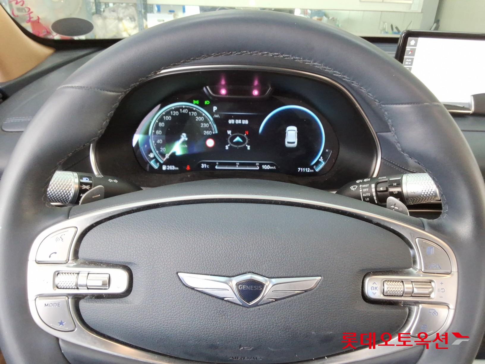 2022 - genesis gv80
