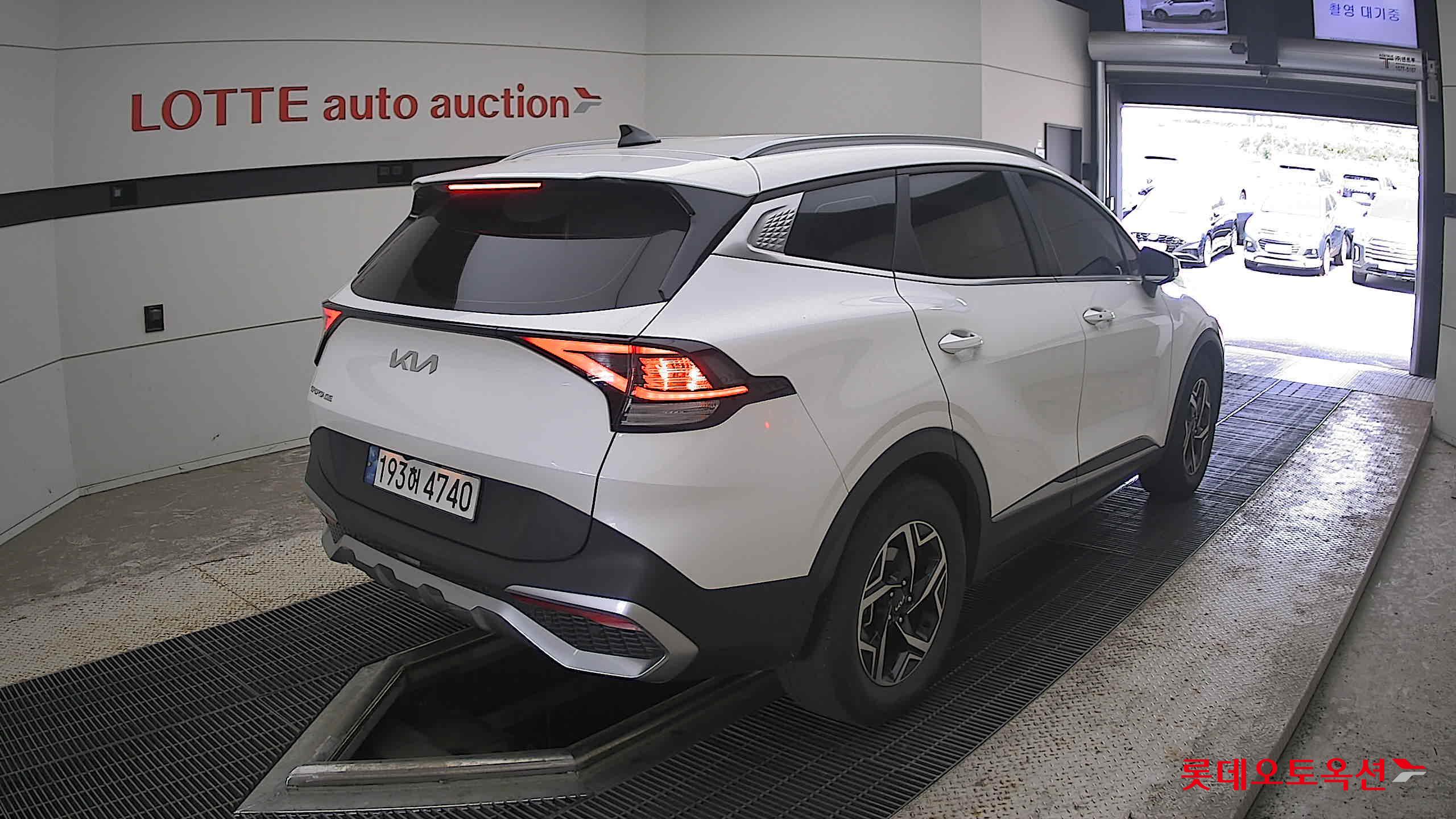 2022 - kia sportage