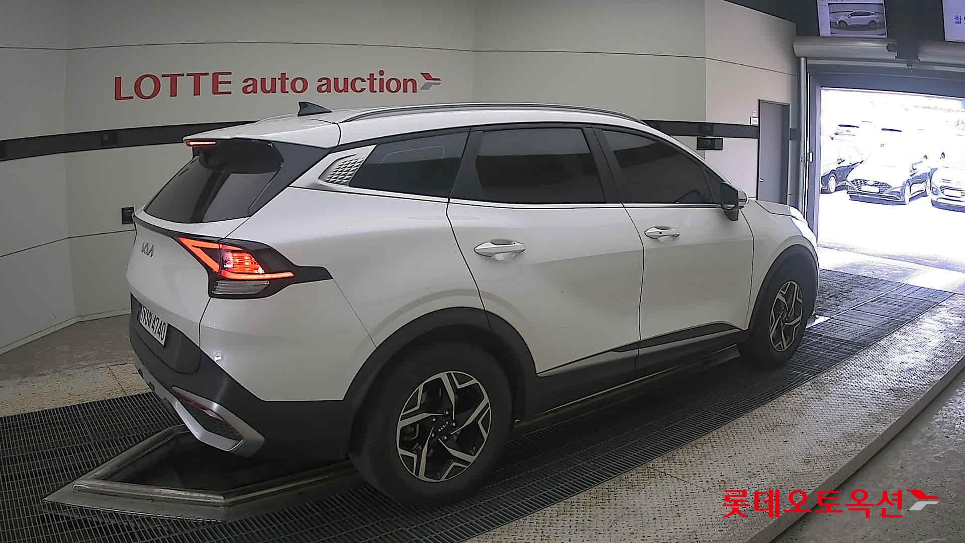 2022 - kia sportage