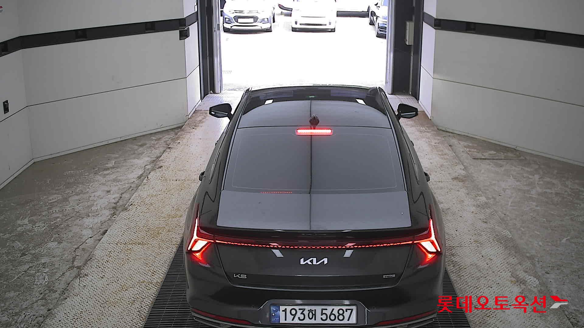 2023 - kia k8