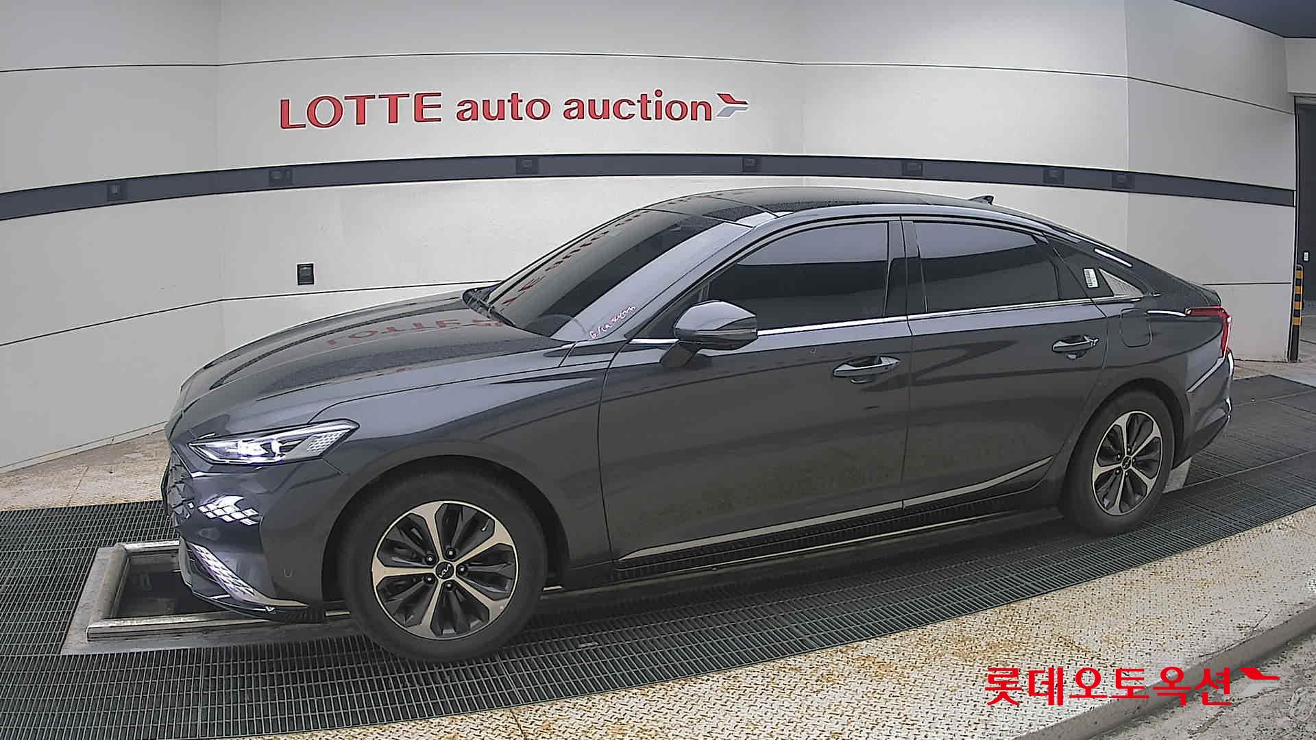 2023 - kia k8