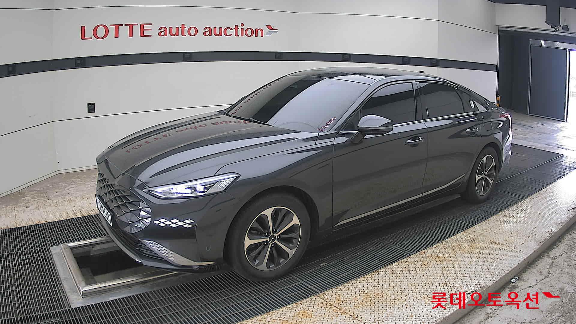 2023 - kia k8