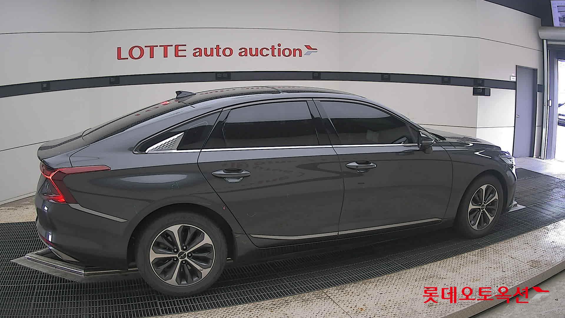 2023 - kia k8