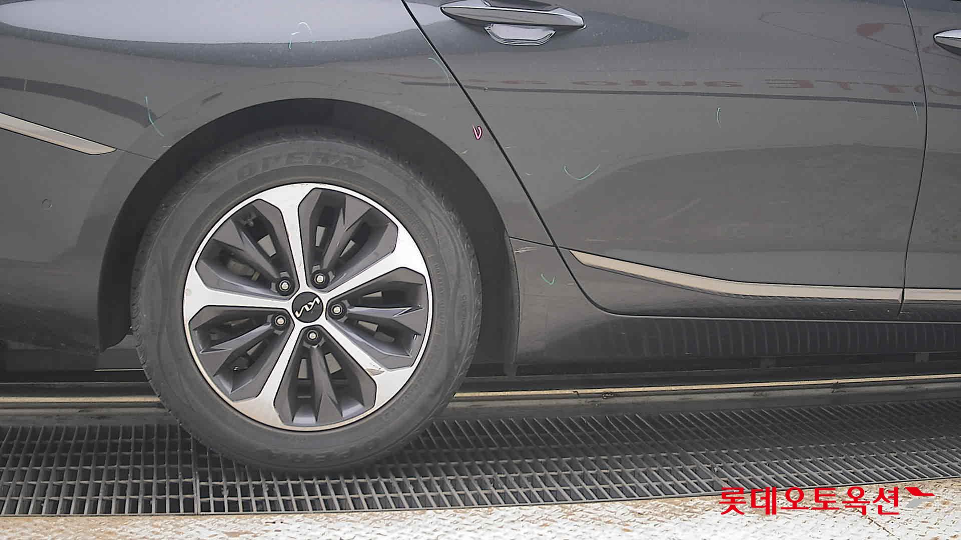 2023 - kia k8