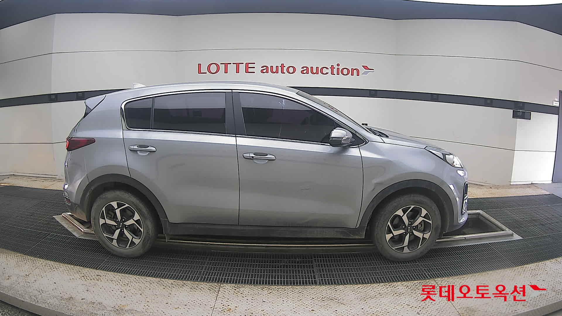 2022 - kia sportage