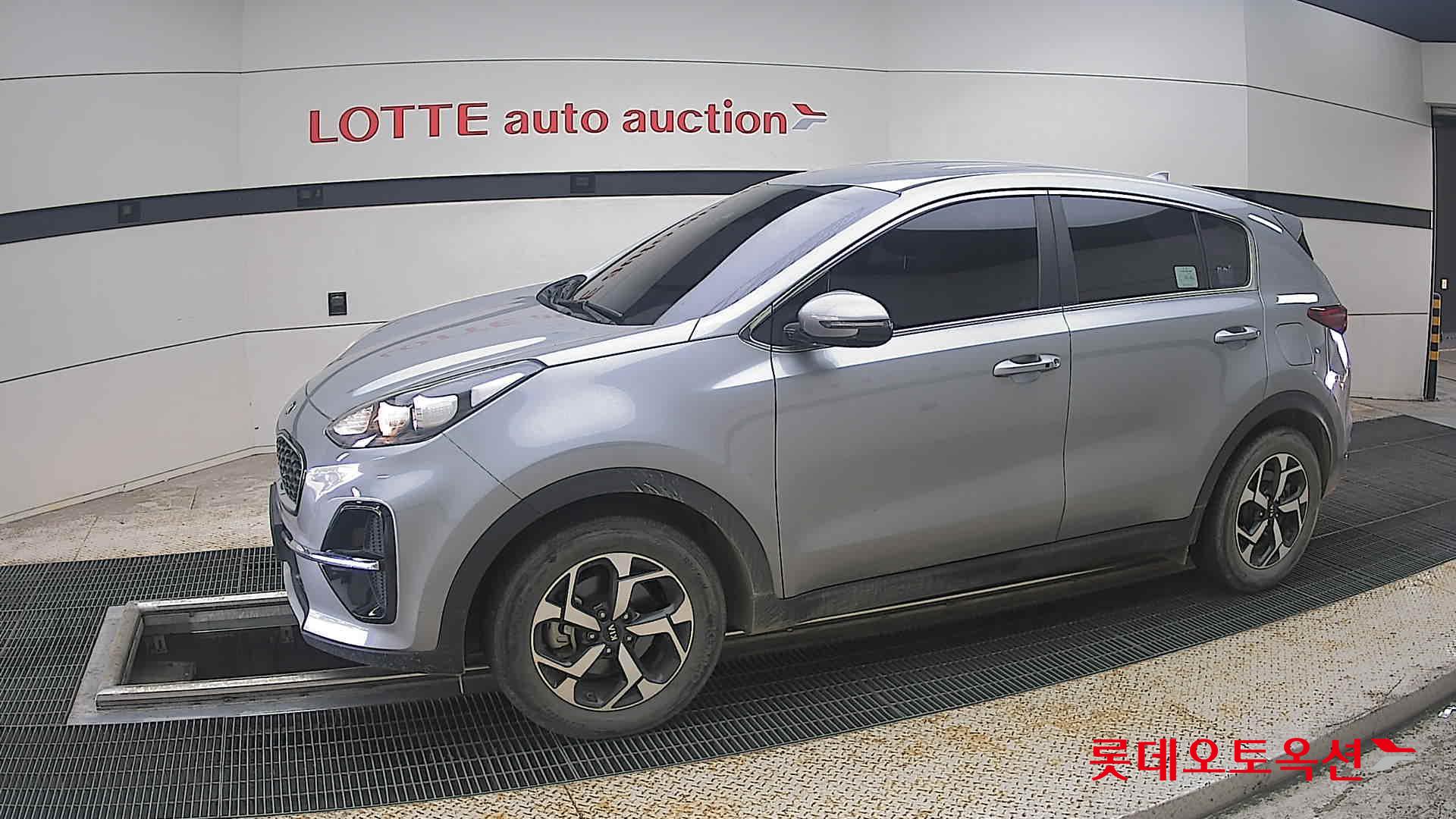 2022 - kia sportage