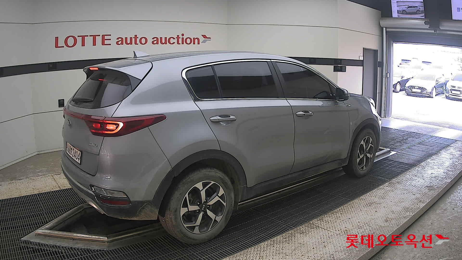 2022 - kia sportage