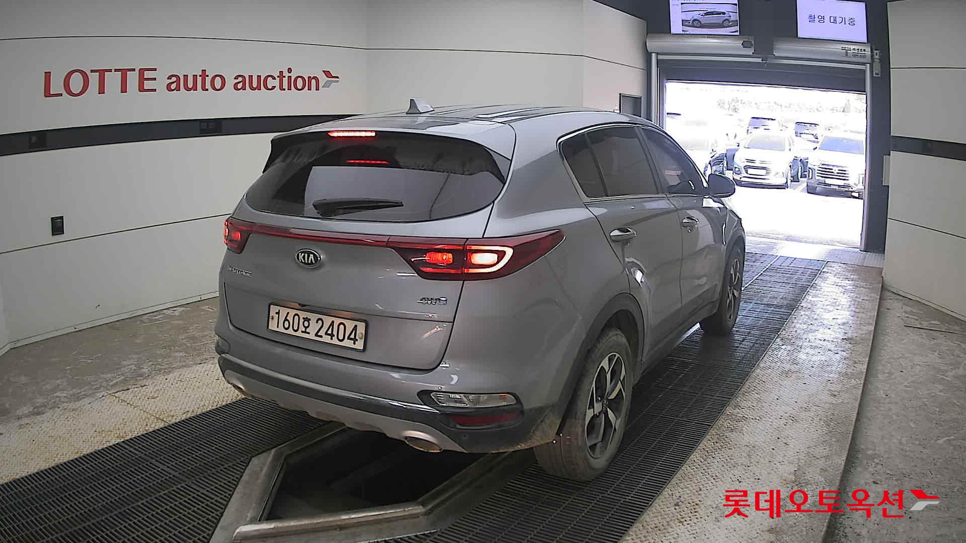 2022 - kia sportage