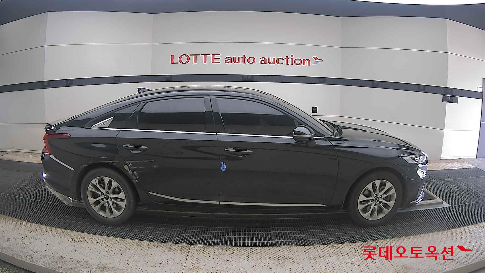 2022 - kia k8