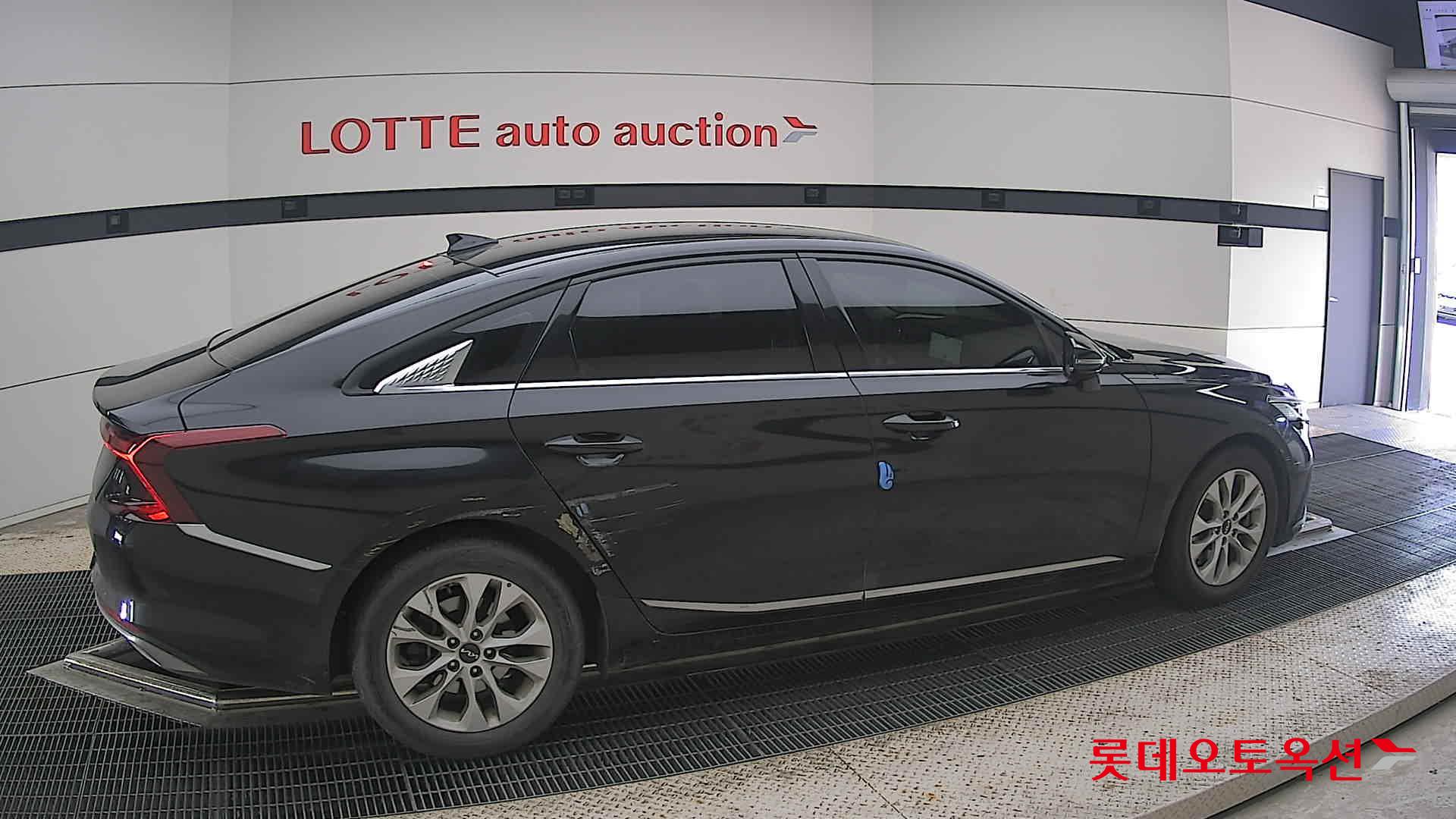 2022 - kia k8