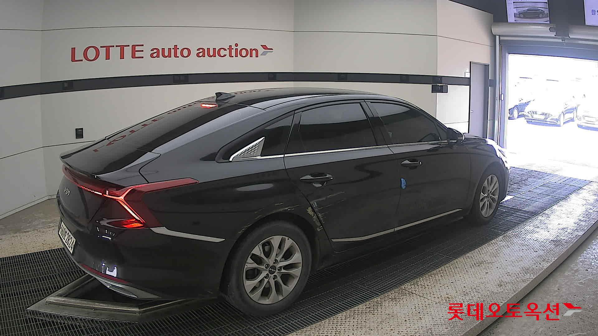 2022 - kia k8