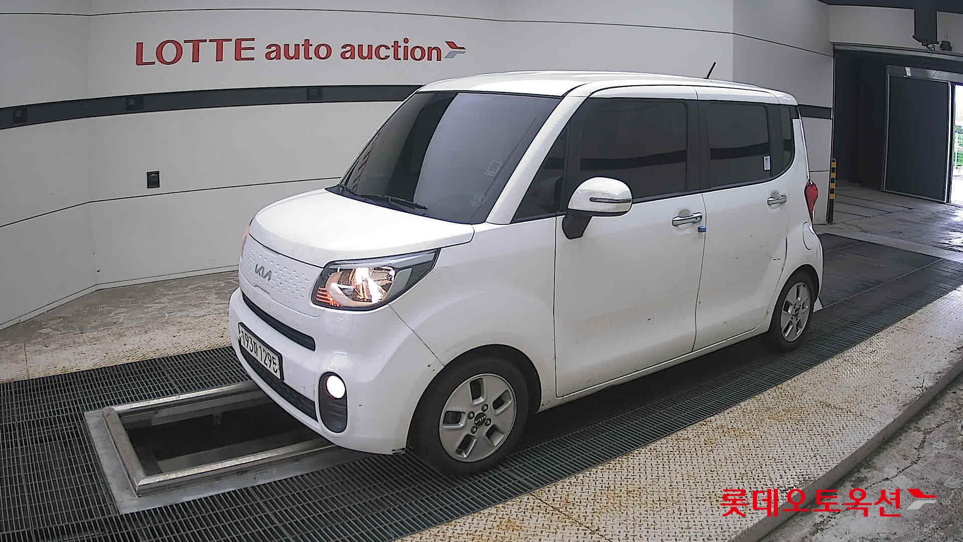 2022 - kia ray