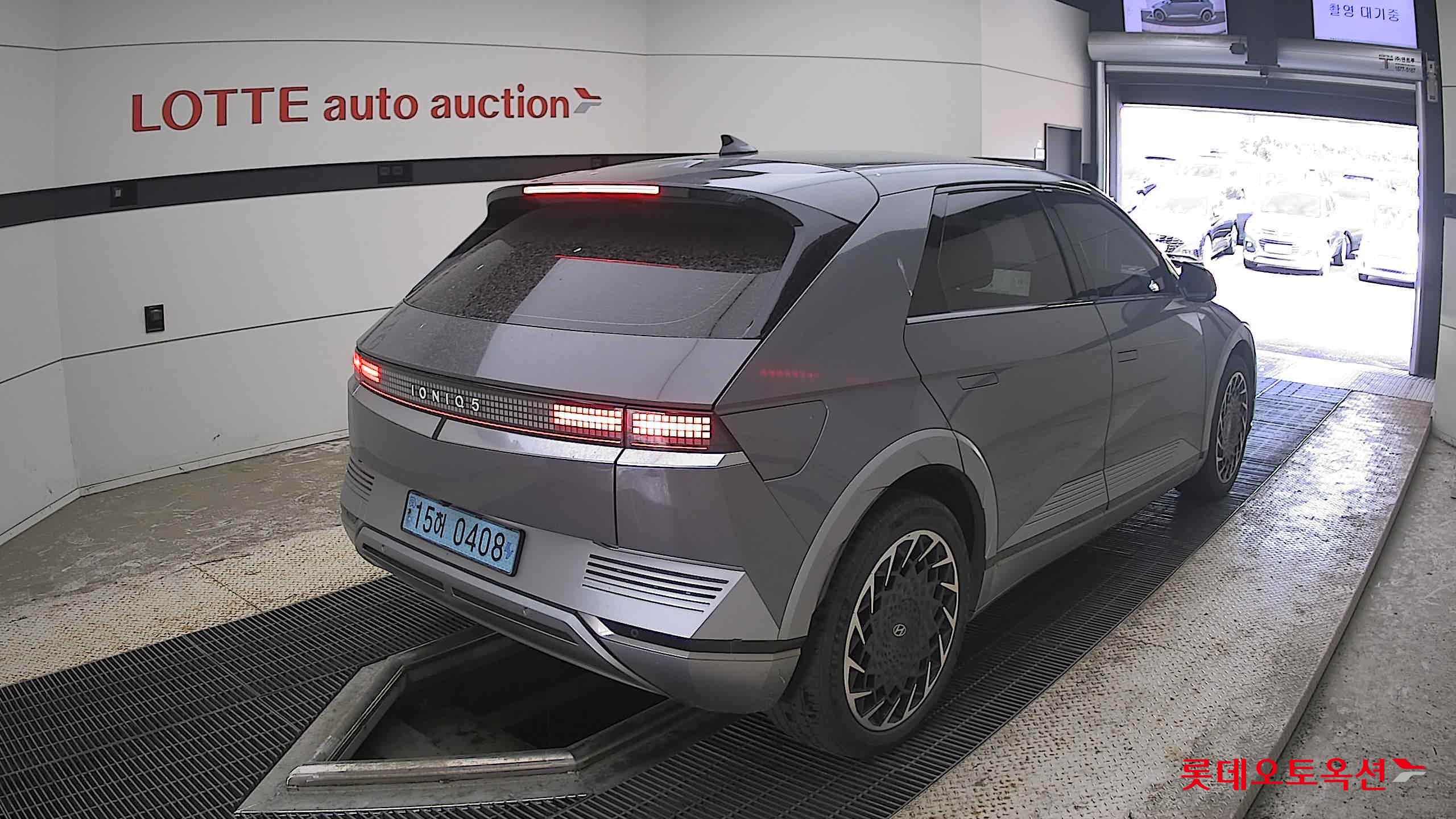 2022 - hyundai ioniq