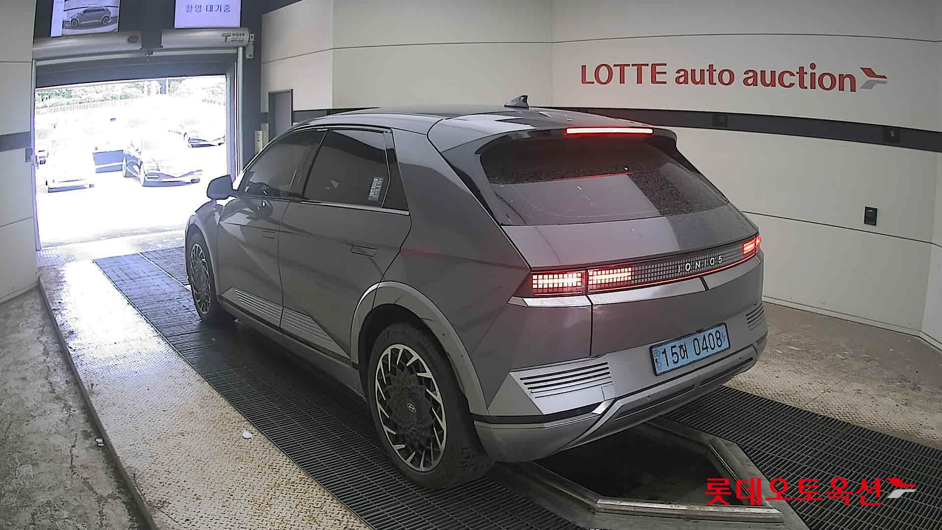 2022 - hyundai ioniq