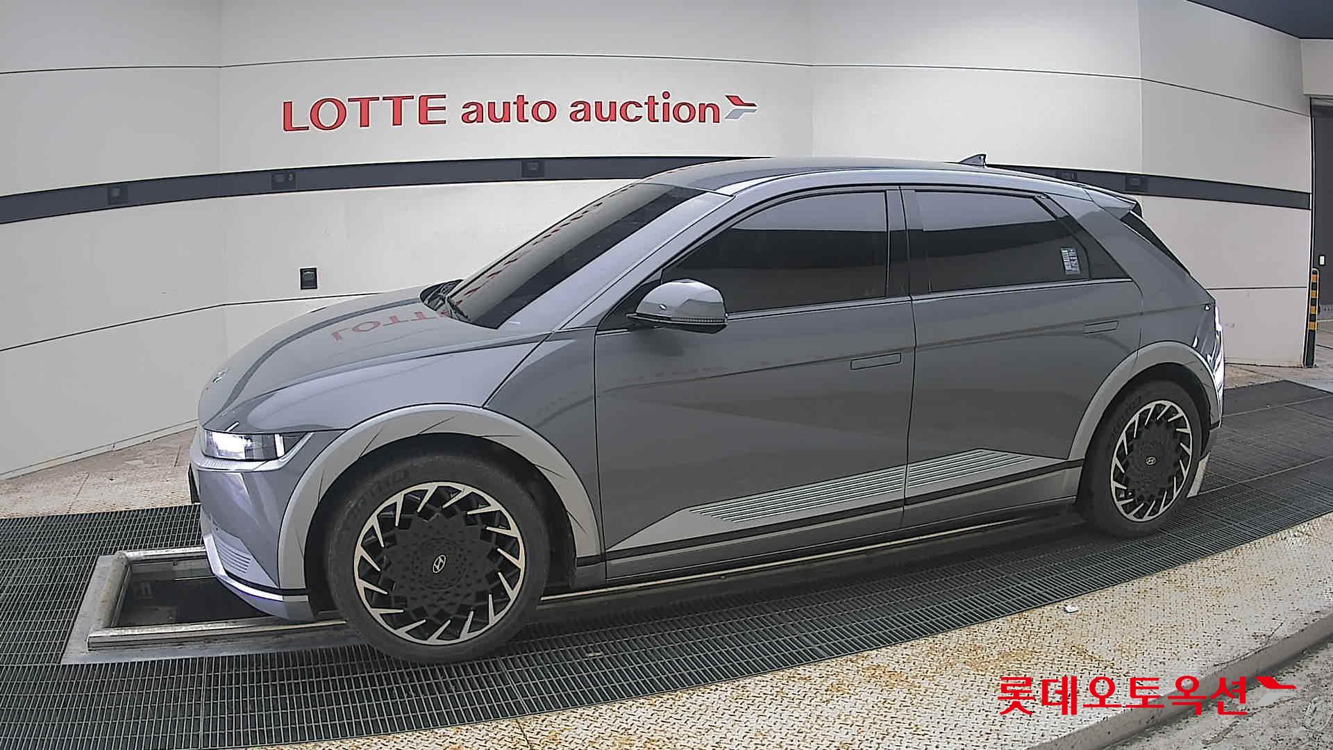 2022 - hyundai ioniq