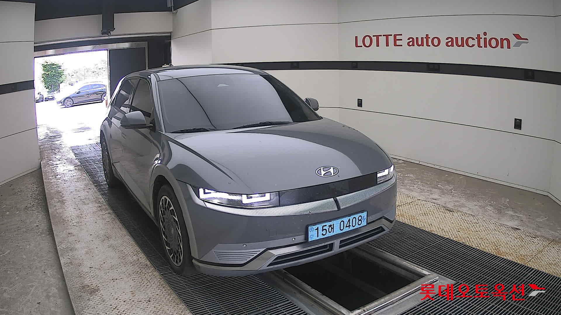 2022 - hyundai ioniq