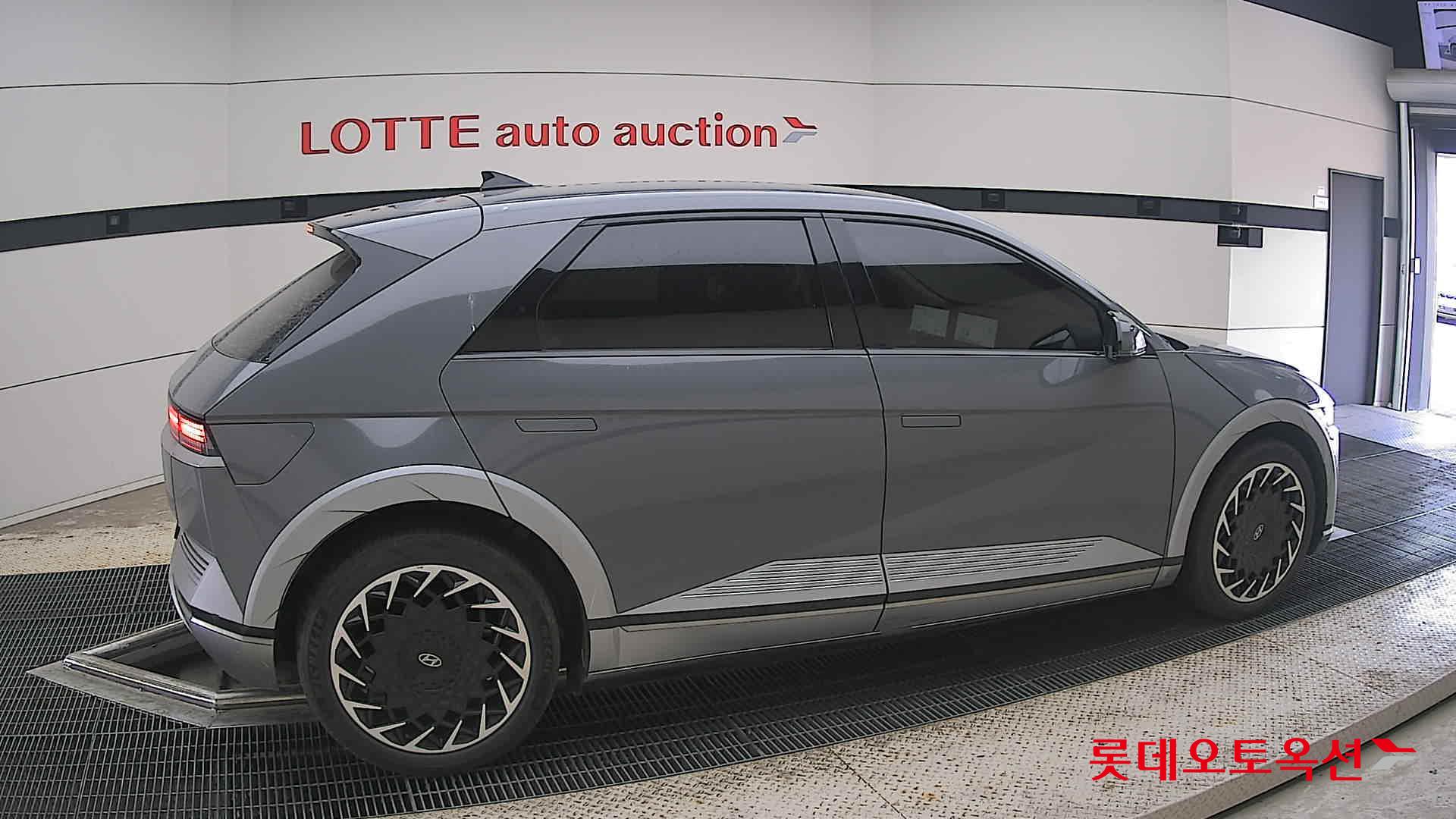 2022 - hyundai ioniq