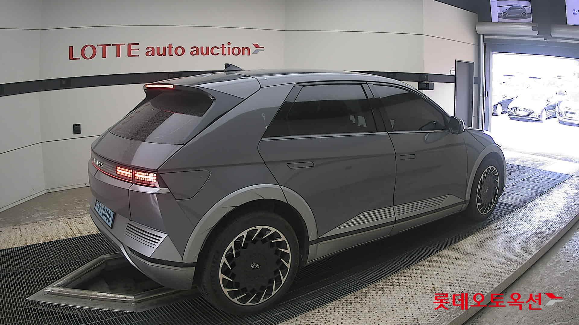 2022 - hyundai ioniq