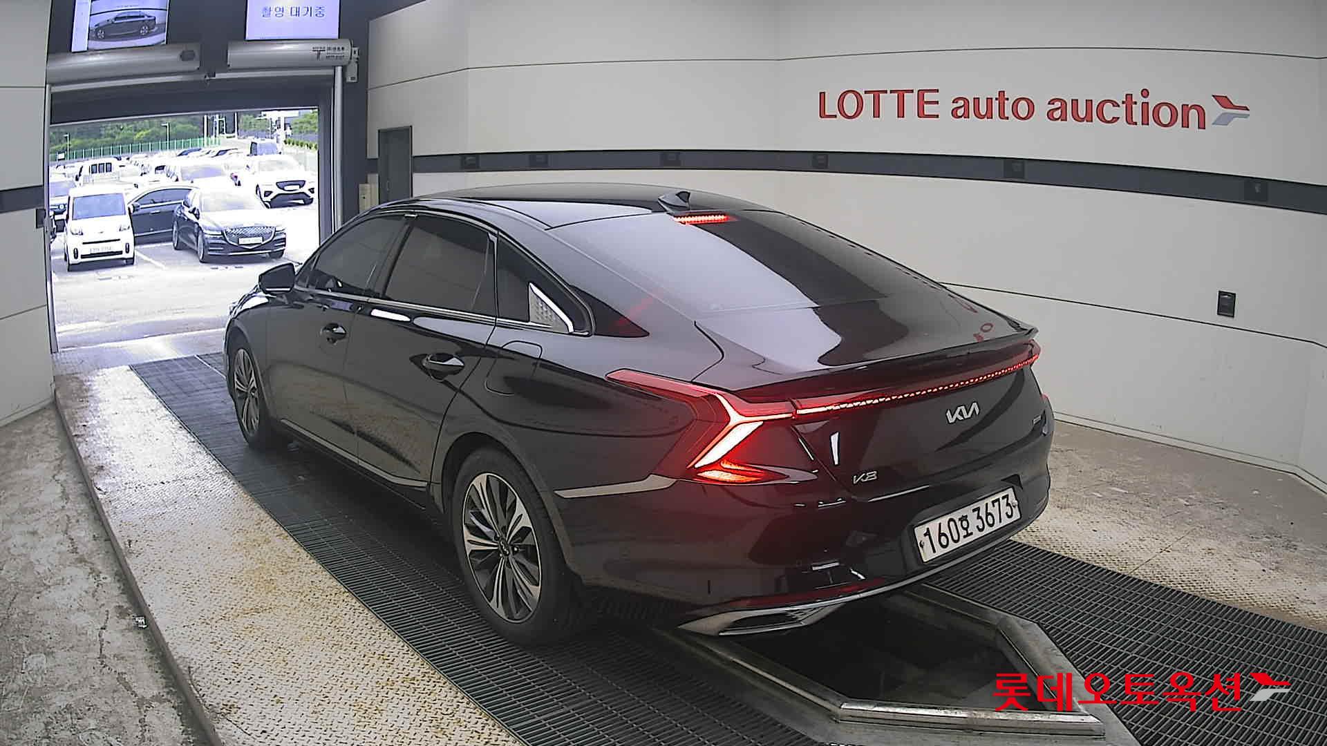 2022 - kia k8