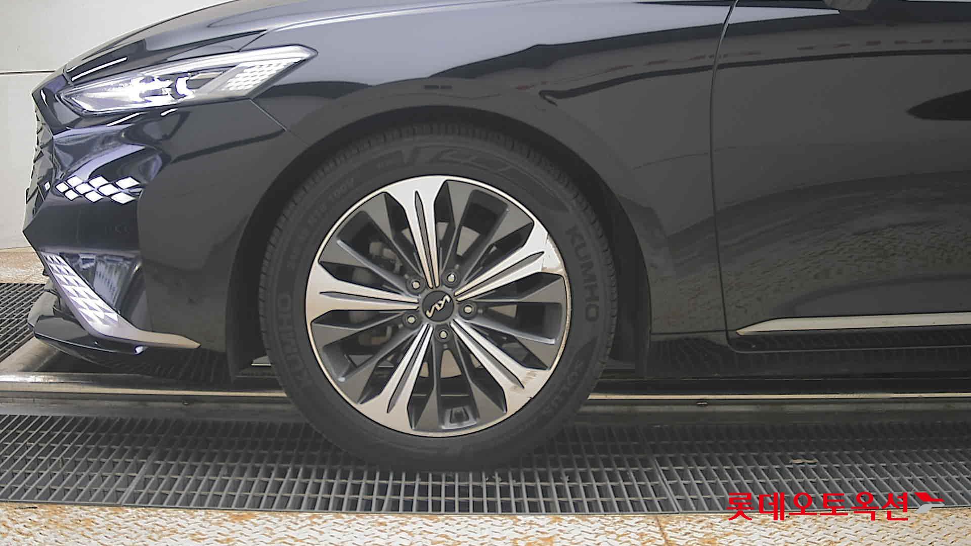 2022 - kia k8
