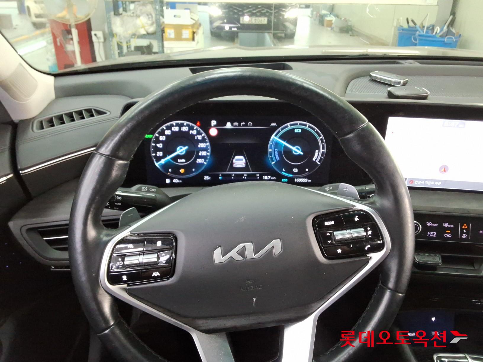 2022 - kia k8