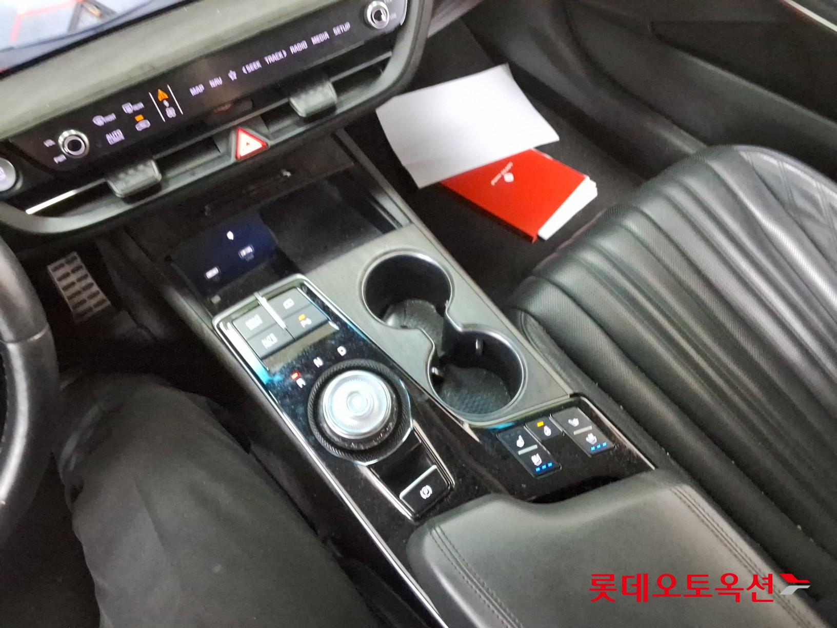 2022 - kia k8