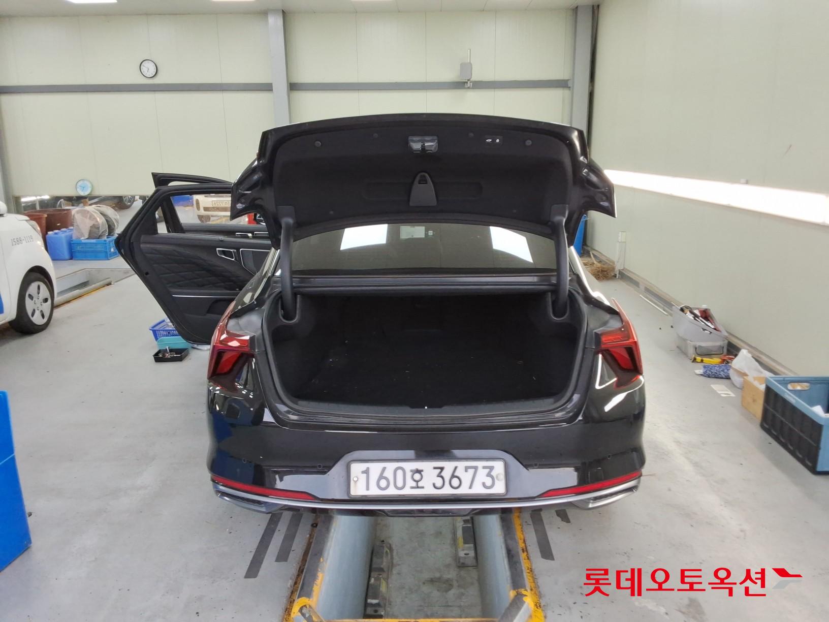 2022 - kia k8