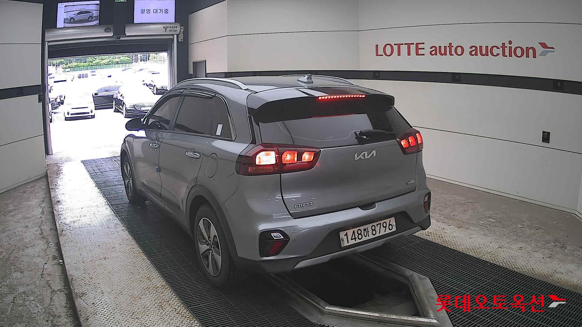 2022 - kia niro