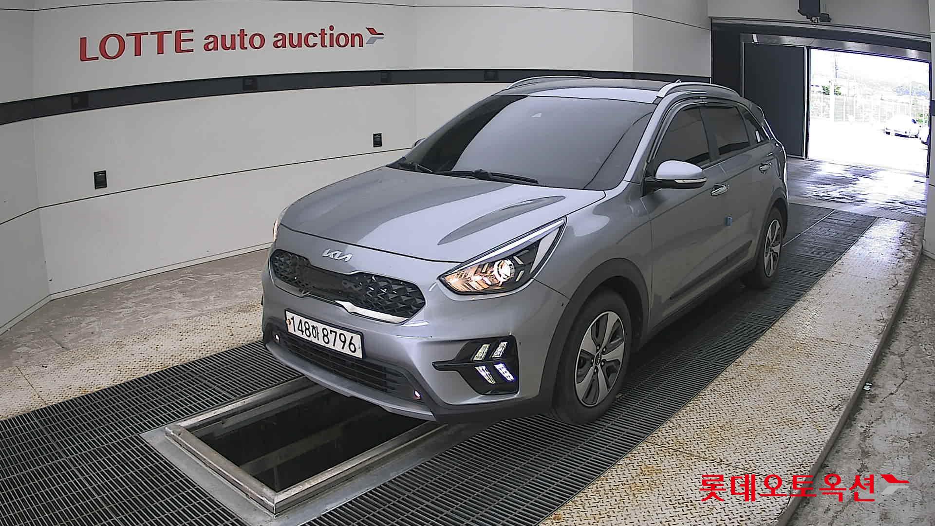 2022 - kia niro