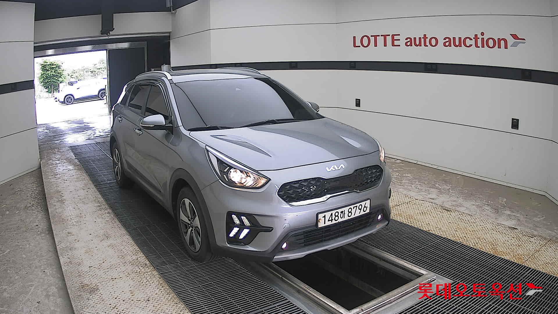 2022 - kia niro