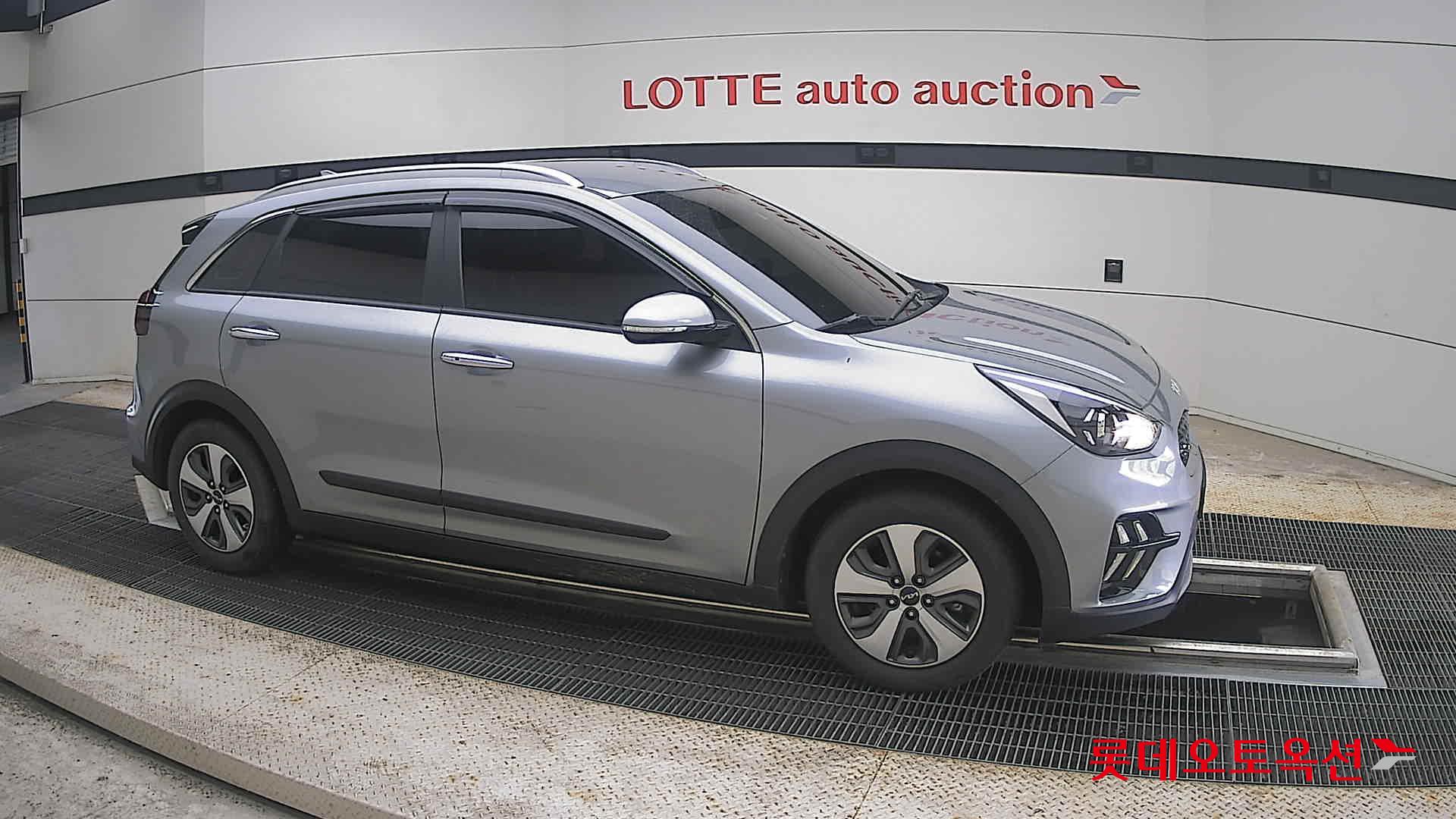 2022 - kia niro