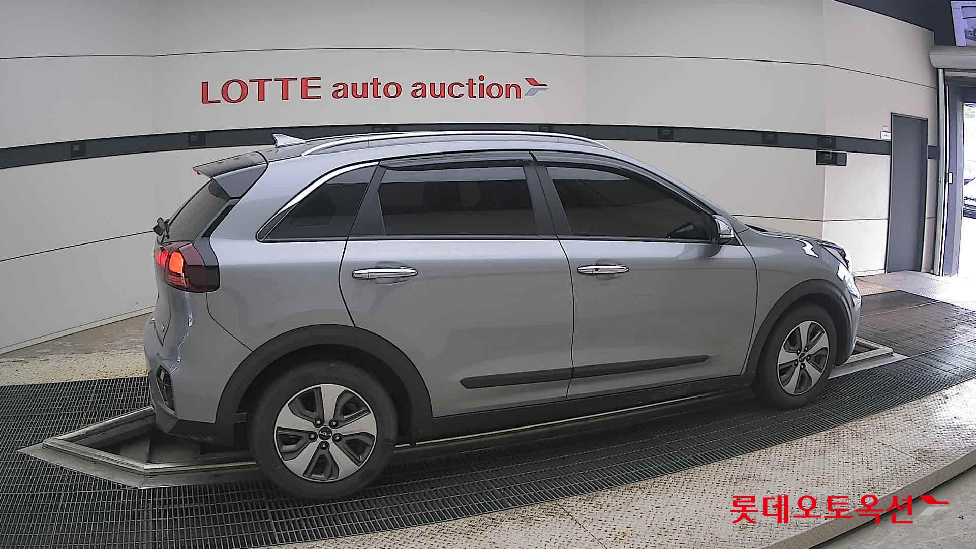 2022 - kia niro