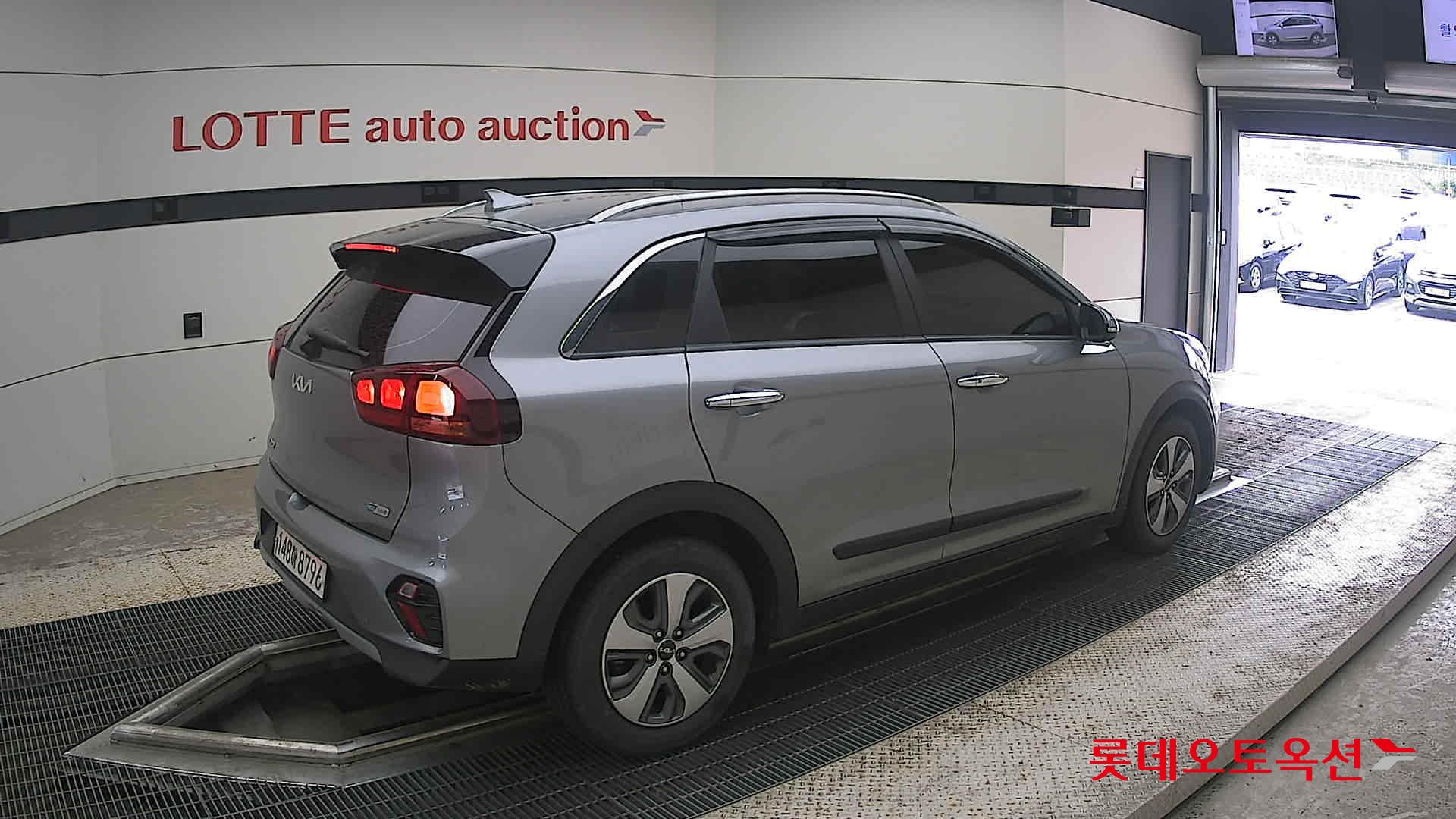 2022 - kia niro