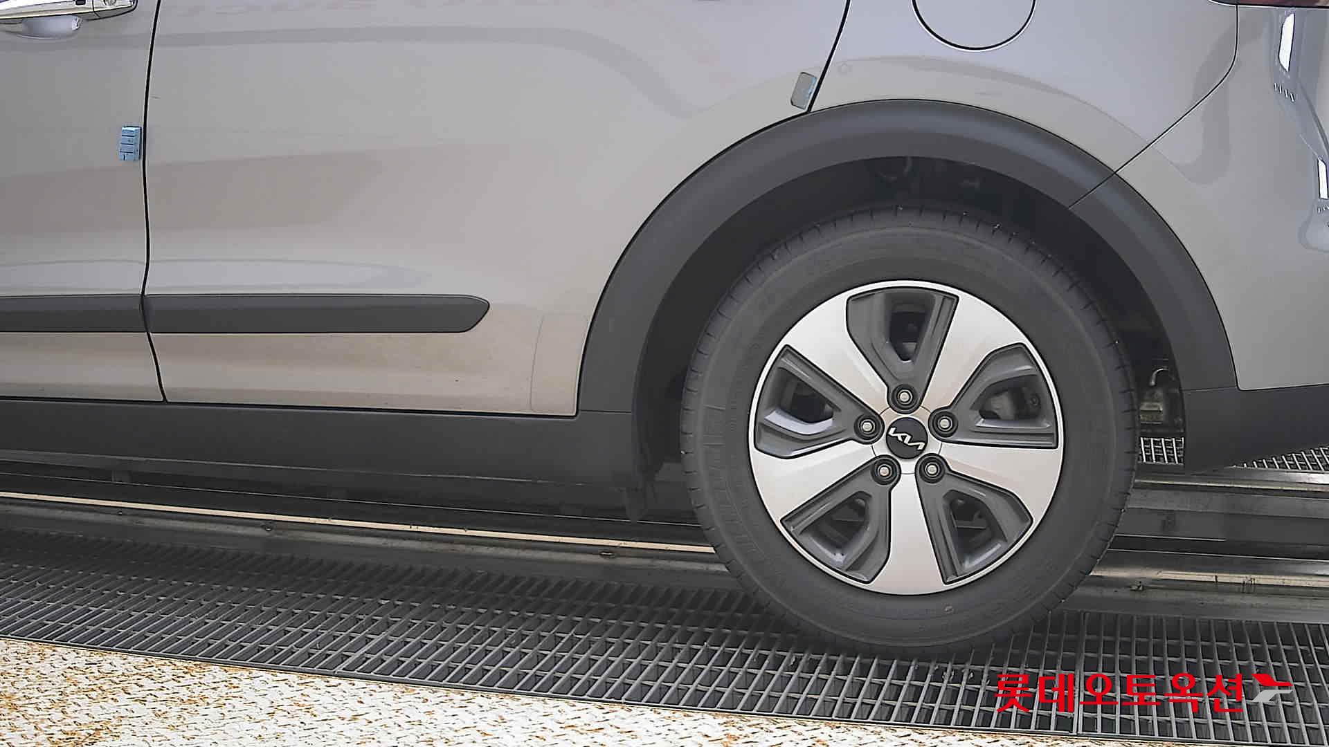 2022 - kia niro