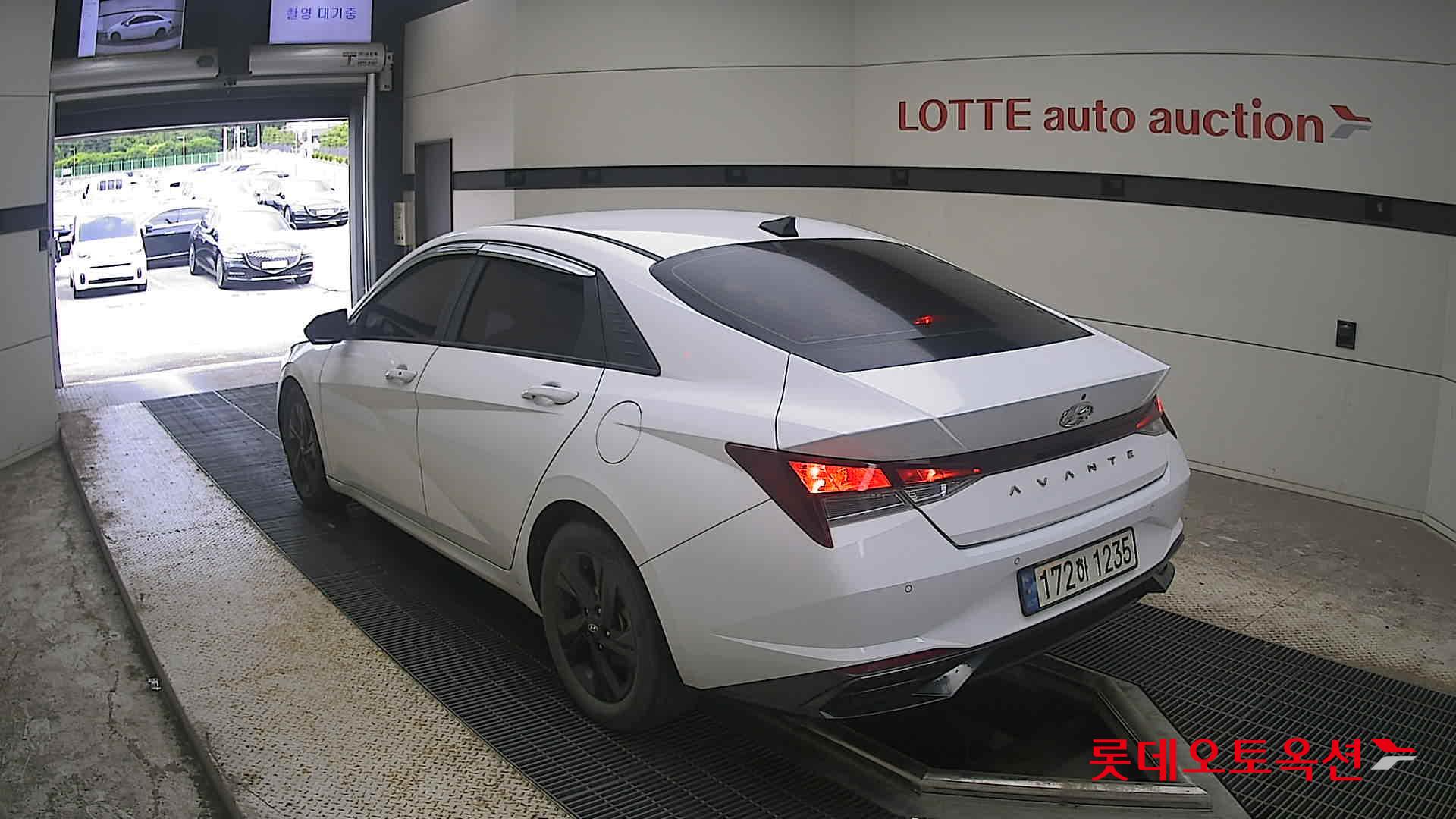 2023 - hyundai avante