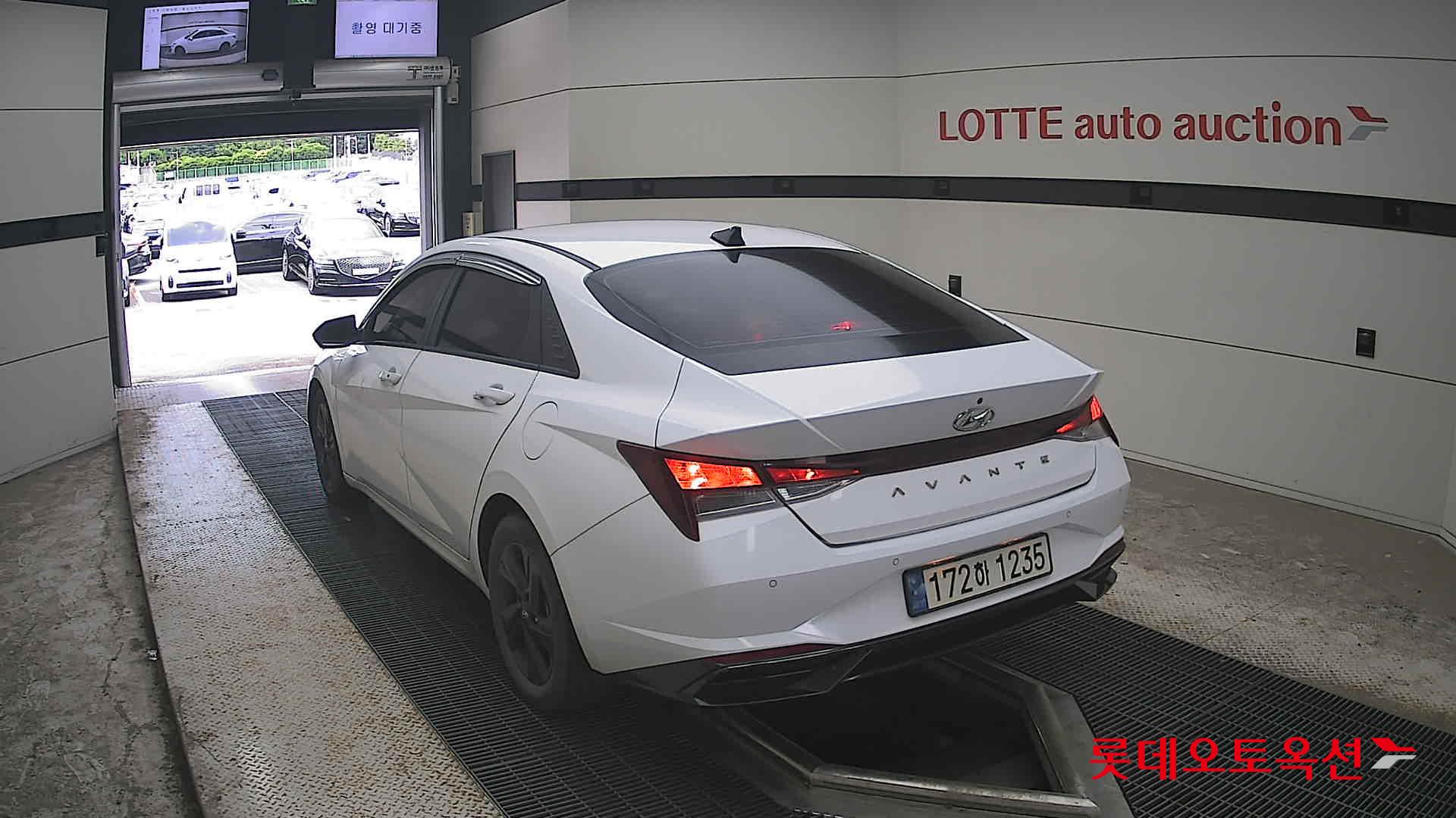 2023 - hyundai avante