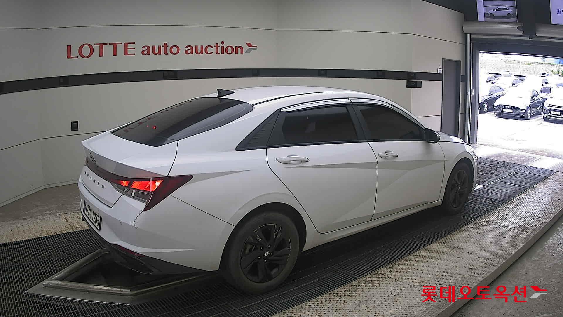 2023 - hyundai avante