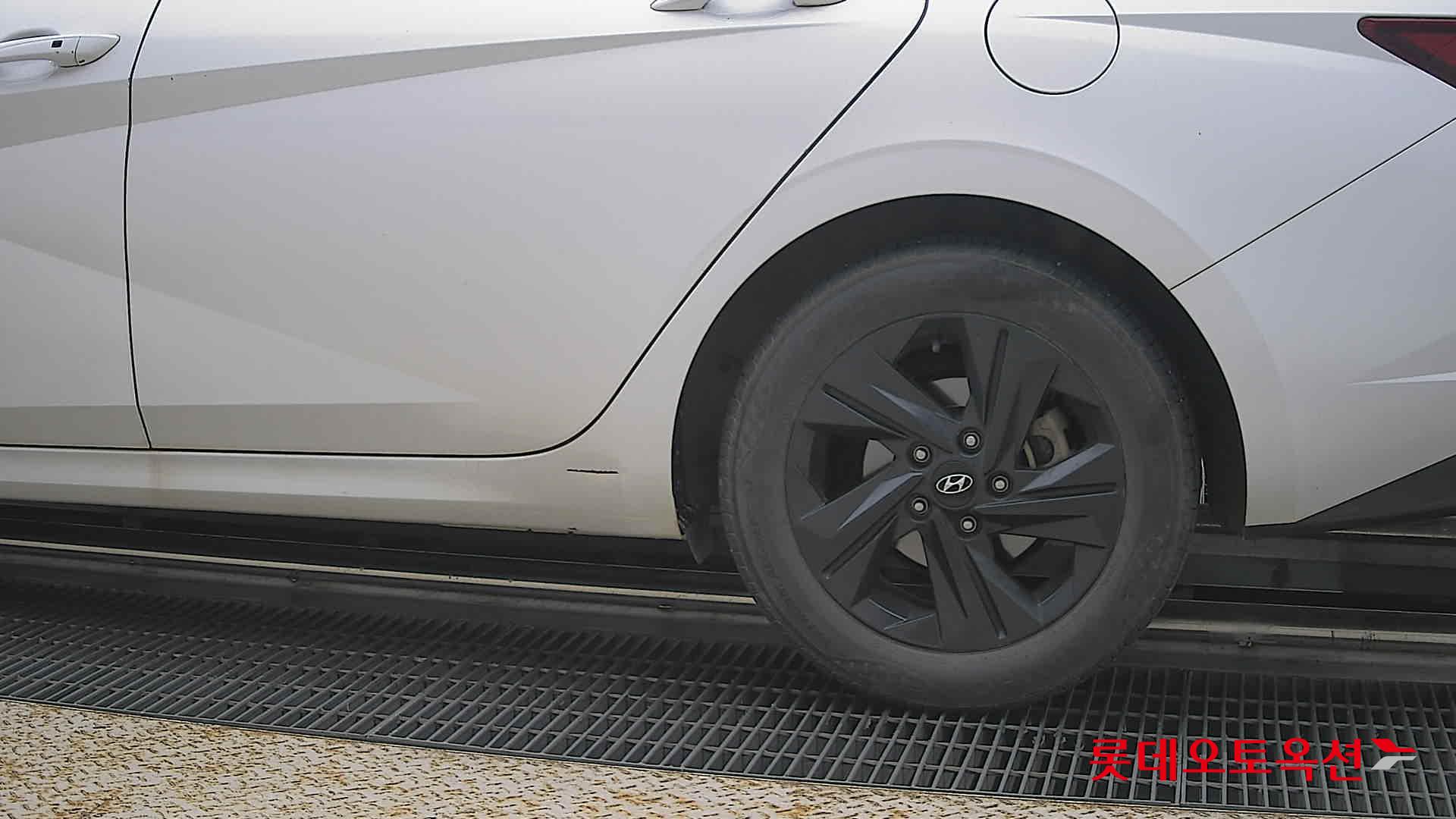 2023 - hyundai avante
