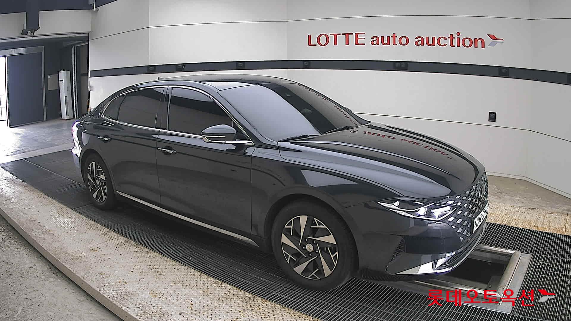 2020 - hyundai grandeur