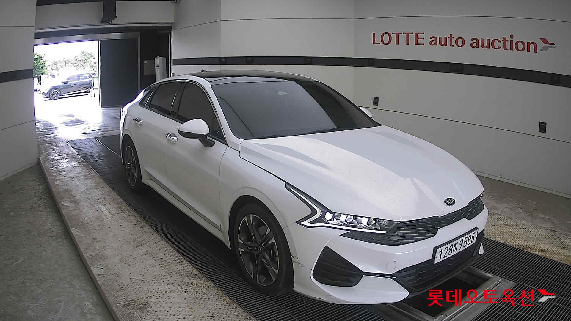 2020 - kia k5
