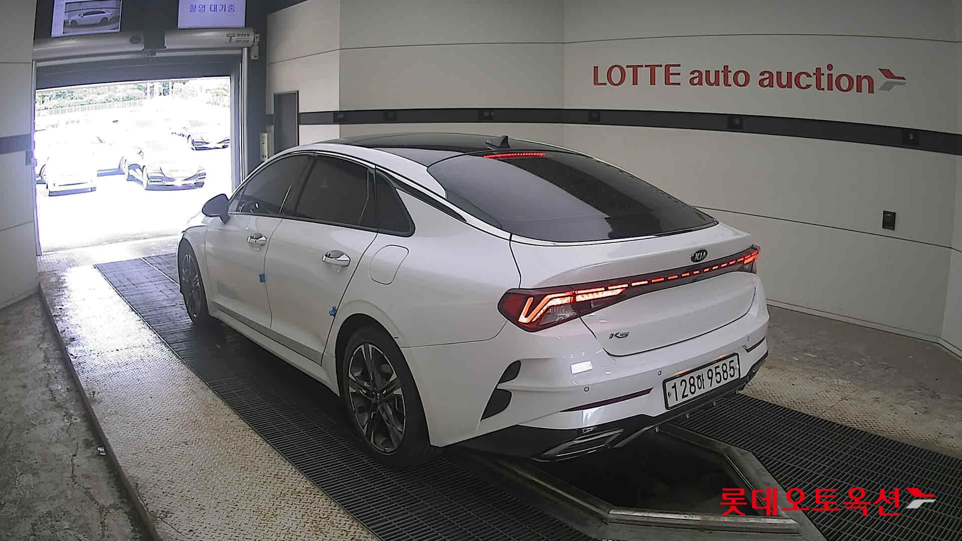 2020 - kia k5